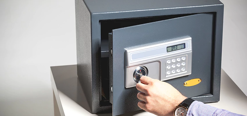 Jewelry Safe Unlocking Service in Tustin, California